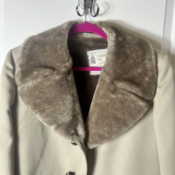 London Fog Vtg Coat Plush Faux Fur Lined Collar Tan Single Breast Men's 38 Reg - Picture 2 of 9